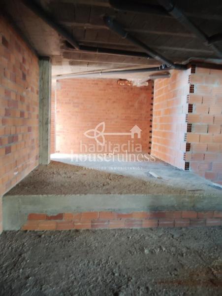 Foto e08ac89a-80b5-4ef9-8932-acecc0664ef1. Local comercial en A Malata - Catabois - Ciudad Jardín Ferrol