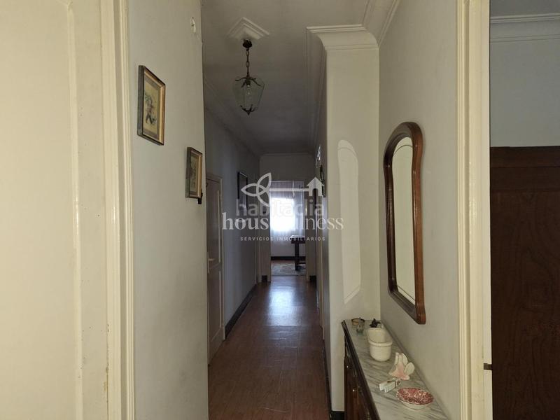 Foto 239eb979-911f-4a68-8c3c-8b5fd4a2dc84. Casa amb calefacció a Neda