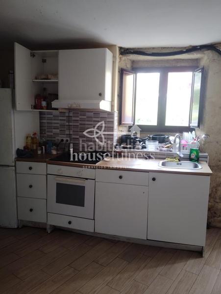 Foto f819f300-03dc-477c-8b59-871cb4b2cefb. Haus mit heizung in A Malata - Catabois - Ciudad Jardín Ferrol