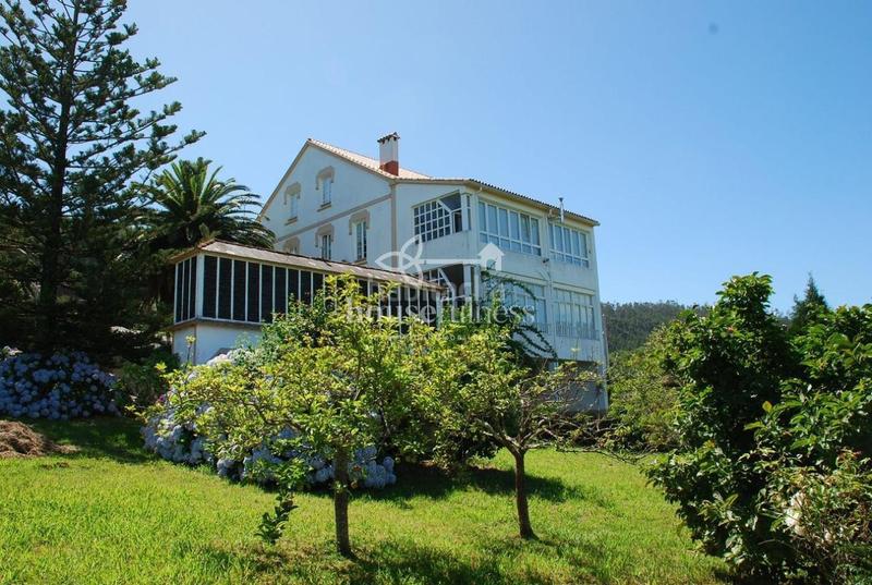 Foto 51cd967d-ff1c-40cb-b3d9-7be58fb708f3. Chalet en Valdoviño