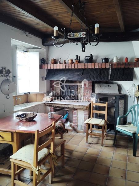 Foto f77f92c7-df41-4849-b9f2-78a57310d296. Chalet avec chauffage parking dans Valdoviño