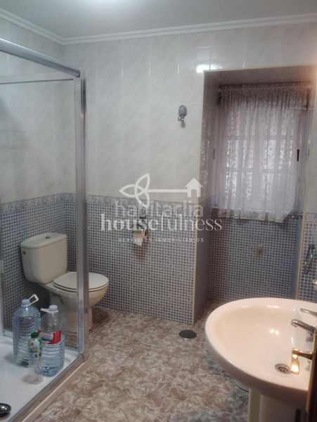 Foto 65a82e7d-1c2d-4c76-984c-f35fe5cce235. Casa adossada amb calefacció a Ares