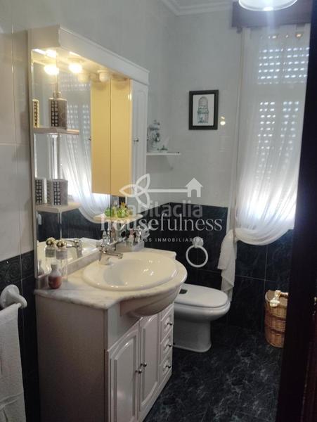 Foto d25751b1-8a4e-4deb-8150-5bb7fa1d6694. Chalet avec chauffage parking dans Piñeiros - Freixeiro Narón