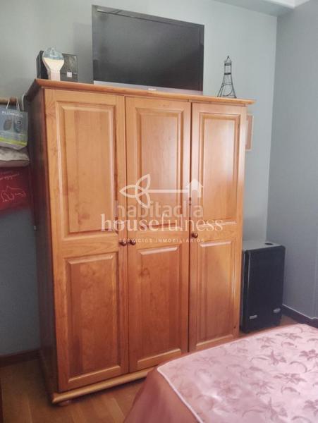 Foto 6a424a36-6272-4c4d-857e-d83570373699. Chalet con riscaldamento parcheggio in Piñeiros - Freixeiro Narón