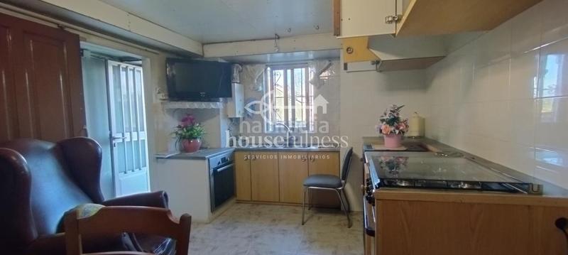 Foto bfc35211-5cbc-4aa4-892e-c742315f60ee. Bauernhof mit heizung parking in Moeche