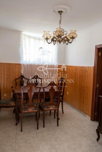 Foto 7ca05ab0-7e7a-4729-ab06-bd8111ec3952. Casa amb aparcament a Área Rural Ferrol