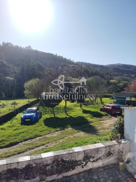 Foto a64e9228-b509-41f6-84da-d5d9d0851c92. Casa amb aparcament a Área Rural Ferrol