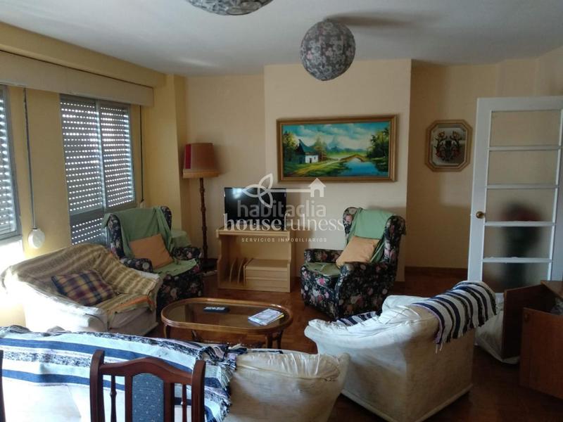 Foto 3b1705aa-48b2-47e3-9371-c002dacb8e39. Pis amb calefacció aparcament a Caranza Ferrol