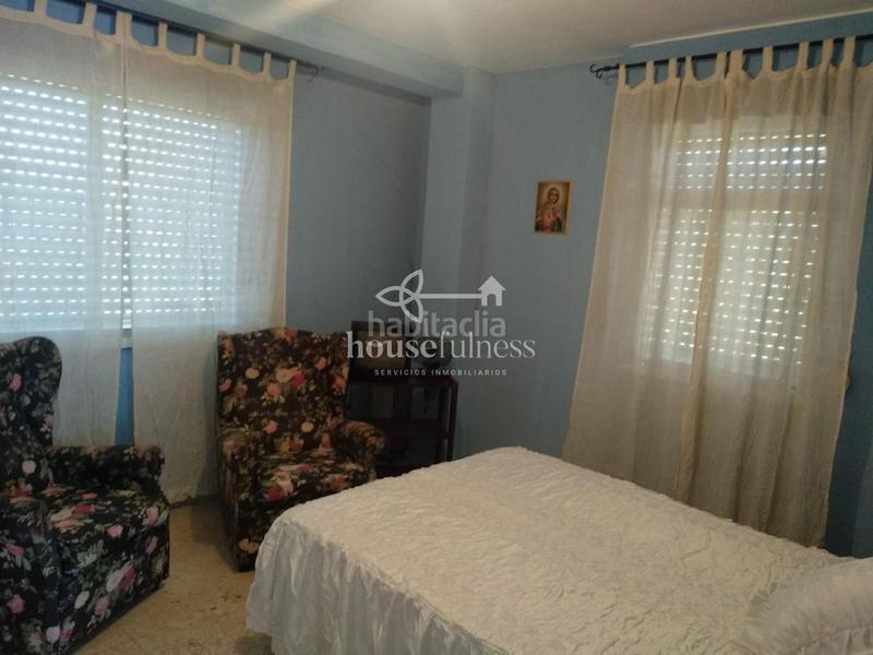 Foto 733a9a33-afca-4661-8de6-3d3eb32fe0c2. Pis amb calefacció aparcament a Caranza Ferrol