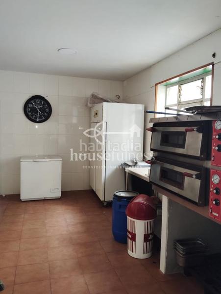 Foto 958c27e3-e20f-4844-9991-ff5730b11beb. Local comercial en A Malata - Catabois - Ciudad Jardín Ferrol
