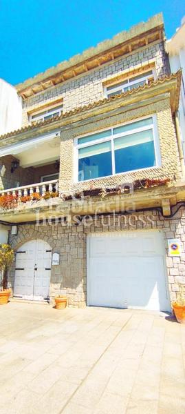 Foto 72fe9362-28c6-4717-b4cf-031b5a6ca9e7. House with parking in Mugardos