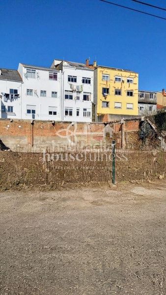 Foto 1fba88a6-aa5a-4b81-b258-6ba840b42c3d. Terreny residencial a Esteiro Ferrol