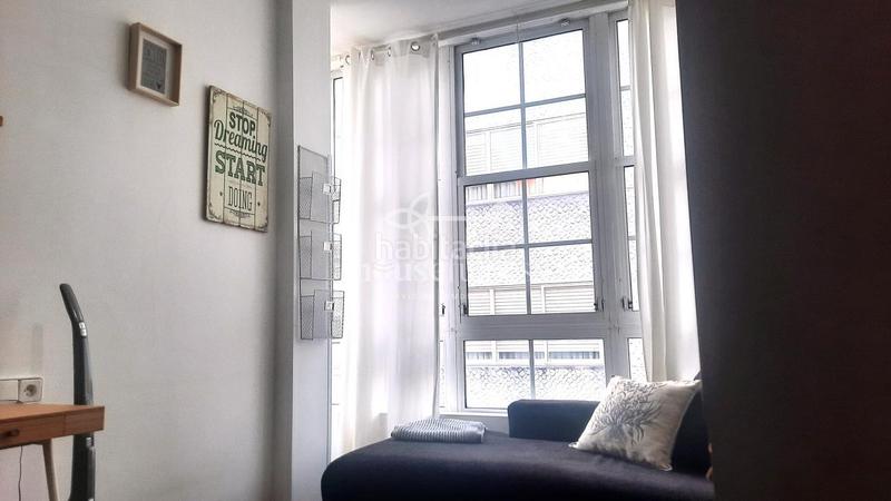 Foto 14446fce-9504-439f-a227-e01c7edf35c3. Rent flat in Centro Ferrol