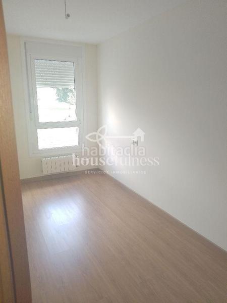 Foto 0d4c73d3-4d54-41bc-9eb0-54dbb89d86a2. Appartement avec chauffage parking dans A Malata - Catabois - Ciudad Jardín Ferrol