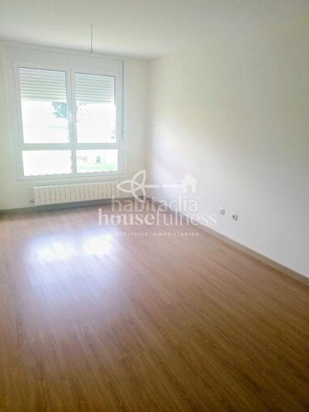 Foto 2b5c0bcc-9f89-4e42-be69-47baa97a5584. Appartement avec chauffage parking dans A Malata - Catabois - Ciudad Jardín Ferrol