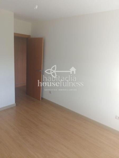 Foto 6fd6fcea-f555-42ff-8807-a95dc55f2345. Appartement avec chauffage parking dans A Malata - Catabois - Ciudad Jardín Ferrol