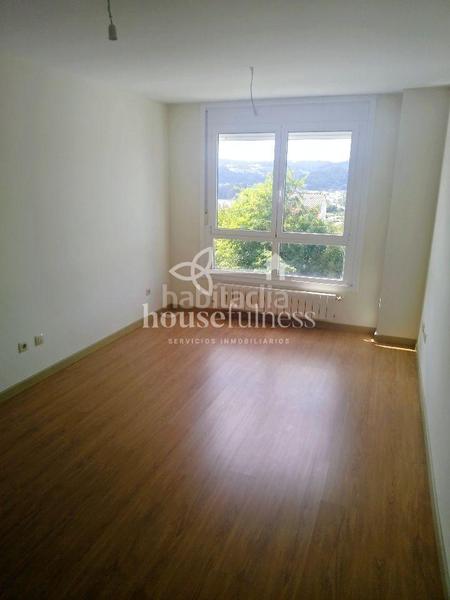 Foto afd126a8-ef9c-4fa1-bdd5-93345b637432. Appartement avec chauffage parking dans A Malata - Catabois - Ciudad Jardín Ferrol