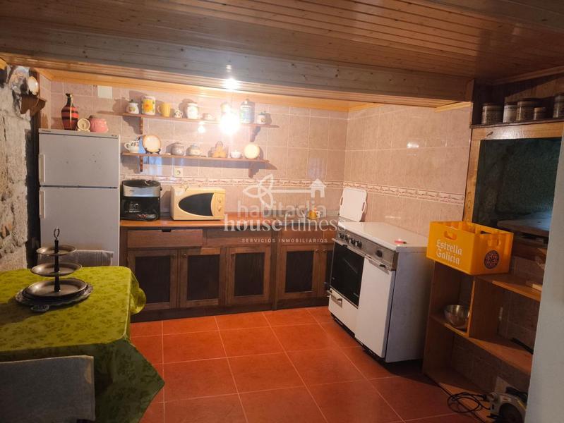 Foto 651231f1-bee4-48c7-b718-5d036770813e. Masia amb aparcament a Área Rural Ferrol