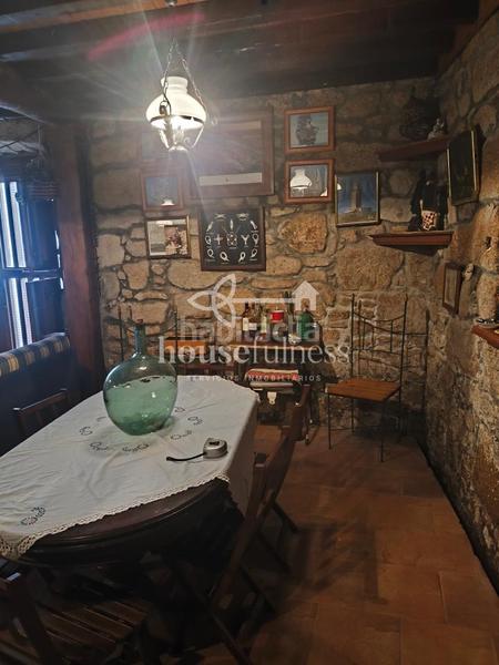 Foto c132743c-d40f-40ec-b71a-8e300fb4d197. Masia amb aparcament a Área Rural Ferrol