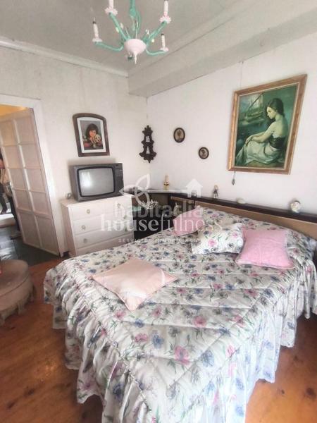 Foto cfe8e4bb-9827-4fa3-9cb4-00a22c80888c. Masia amb aparcament a Área Rural Ferrol