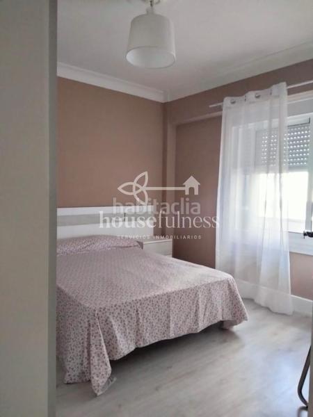 Foto dc92f339-dc05-4d6f-8e09-b27295e2d575. Miete etagenwohnung mit heizung in Porta Nova Ferrol