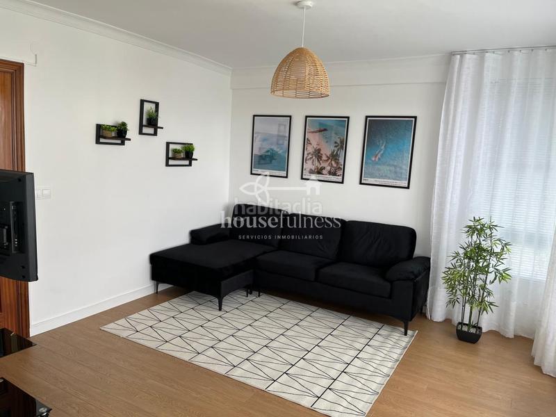 Foto 988a3d27-82cb-43a9-81a1-3ee9dd44a4d2. Lloguer pis amb calefacció a Caranza Ferrol