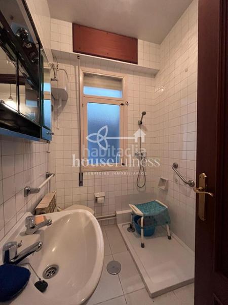 Foto fbb74404-1d77-48a5-8745-b928a838d9cb. Casa amb calefacció aparcament a Piñeiros - Freixeiro Narón