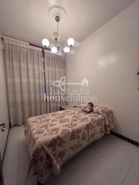 Foto 3e4eeec5-6c21-479c-bcee-67d3823219b3. House with heating parking in Piñeiros - Freixeiro Narón