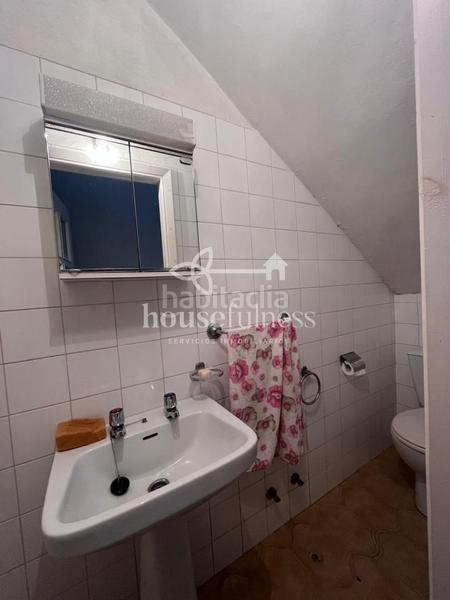 Foto 6221408d-d39c-490a-bed0-2c0e8d756fd6. House with heating parking in Piñeiros - Freixeiro Narón