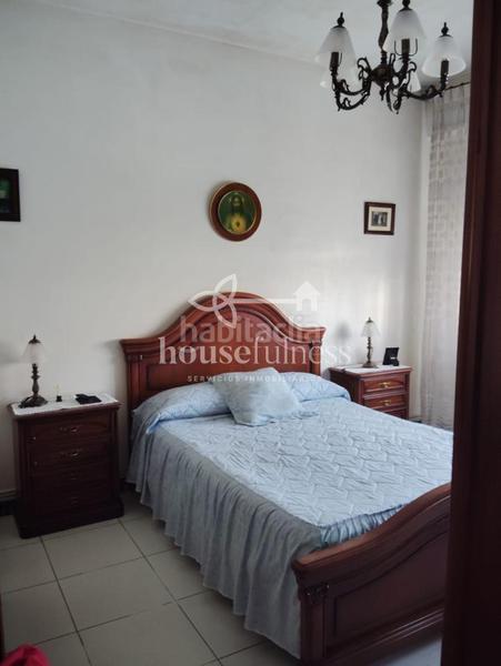 Foto fddfbbee-6d9e-4ced-8e6f-16c417a9b8dd. House with heating parking in Piñeiros - Freixeiro Narón