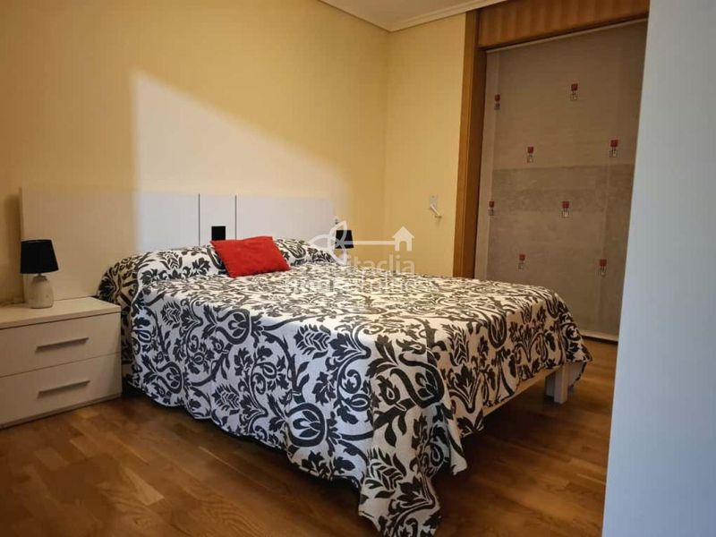Foto 0c06650a-7632-4d84-bdb8-638f44cf8189. Rent flat with heating parking in A Gándara Narón