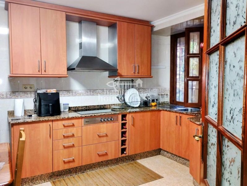 Foto 6ca53362-f6e8-4721-98d6-f3f574fb961f. Casa amb aparcament a Área Rural Ferrol