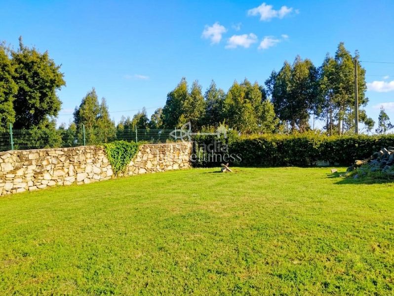 Foto 6dbdbd6f-f8c2-4562-98b8-694b51c4c042. Casa amb aparcament a Área Rural Ferrol
