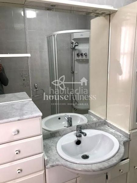 Foto 33cc514b-3545-4f94-8fc1-836a473fc094. Piso en Porta Nova Ferrol