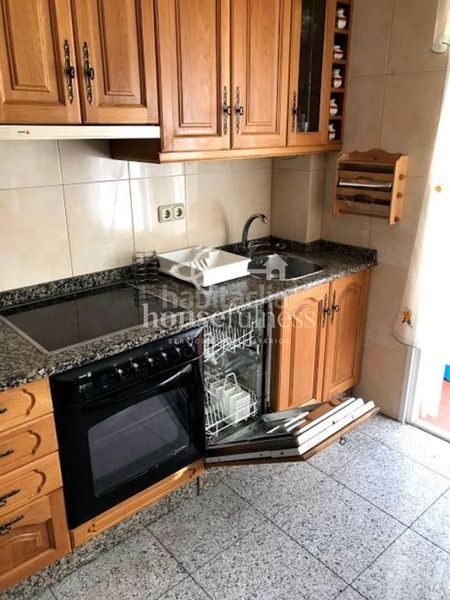 Foto 9d94bf0e-02b6-462f-ab5e-3e155780fdd7. Piso en Porta Nova Ferrol