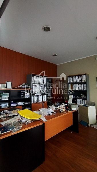 Foto 1fda1093-e2ff-4b5f-8f76-fef980f27597. Lloguer local comercial a Pontedeume