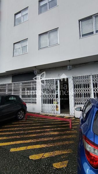 Foto f56272c5-d21d-4da5-9916-69f4b862bf95. Lloguer local comercial a Pontedeume