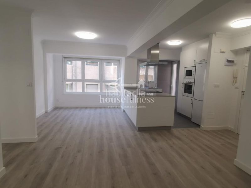 Foto 686fcfbc-6d17-49c7-995c-ebbf4605f861. Appartamento con riscaldamento in Centro Ferrol