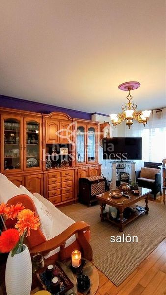 Foto 9ad73006-2b23-45f1-8839-53d0473027a2. Piso en Porta Nova Ferrol