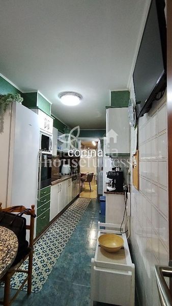 Foto 23176e19-a78e-4bfe-908d-5af4d574f9c8. Pis amb calefacció aparcament a Porta Nova Ferrol