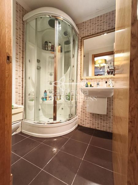 Foto e364e27c-ef8a-45e3-aed5-14d34c36eb02. Apartament amb calefacció aparcament a O Feal - Xubia Narón