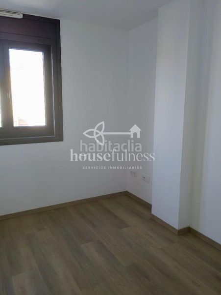 Foto d6a70b15-a68b-4e7e-bf83-bba32553a028. Flat with heating in Cedeira