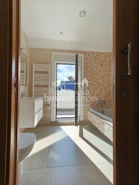 Foto ae9fdee6-aa70-4615-8d15-13b4911a5a82. Dúplex en Somozas (As)