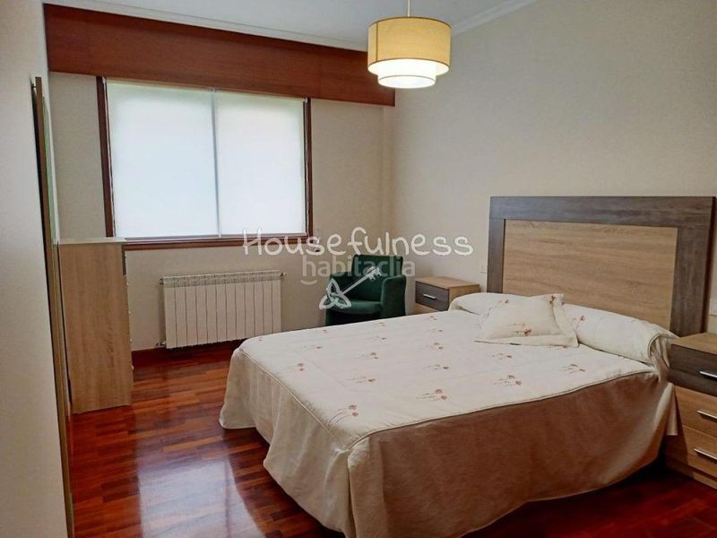 Foto cdf36ab1-1c8c-4a2c-82ef-67c366be6a84. Rent flat with heating in Alto del Castaño Narón