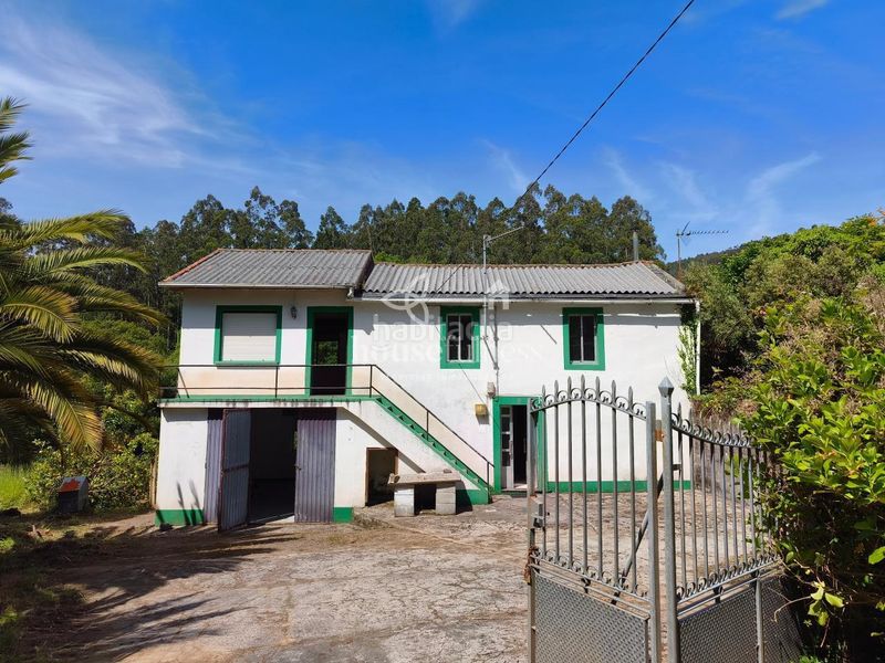 Foto 5d45c6e4-a5ef-4c98-b7a5-ed70525f9e1e. Haus mit parking in Cedeira
