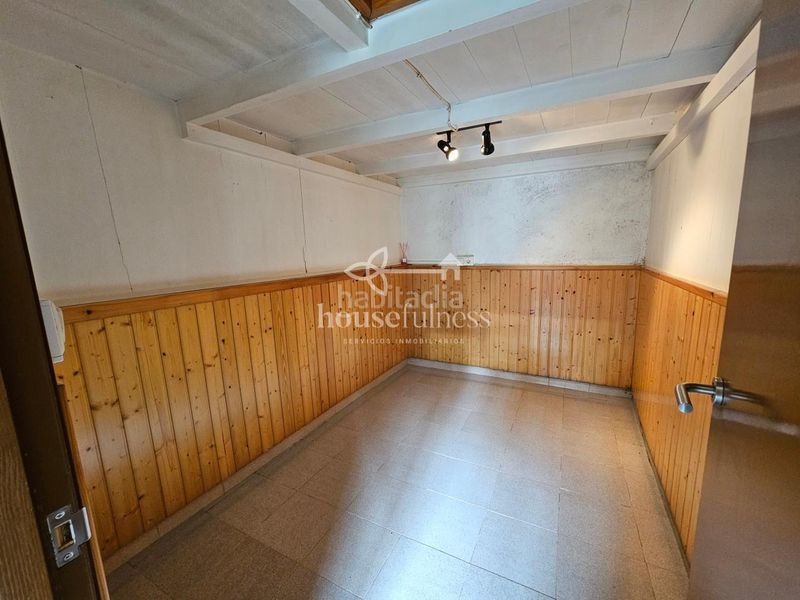 Foto a3389c2b-7638-471c-9291-e9b12034d3cb. Casa amb aparcament a Moeche
