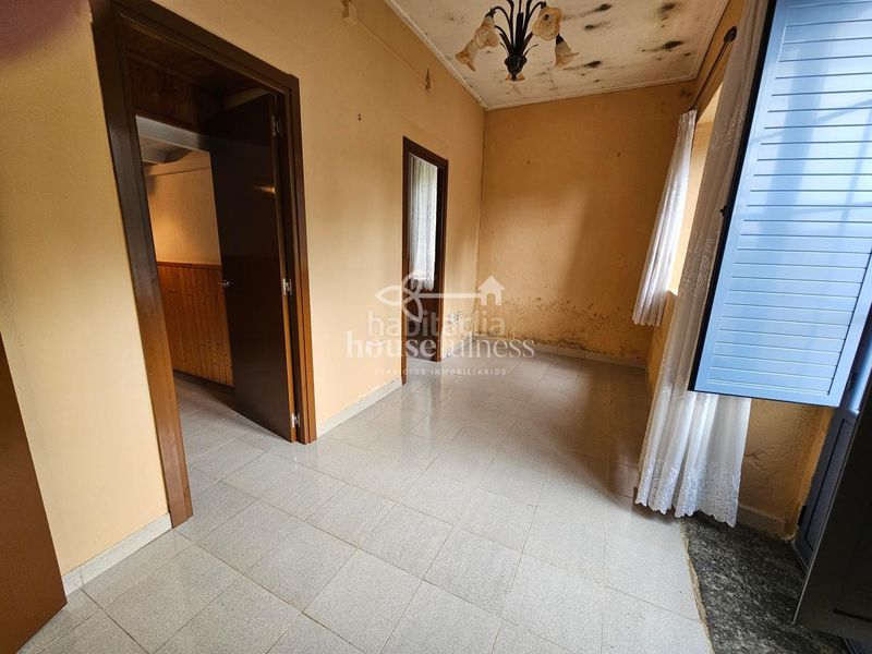 Foto ca54bf2d-9c30-49b5-979a-242ab6d2b07d. Casa amb aparcament a Moeche