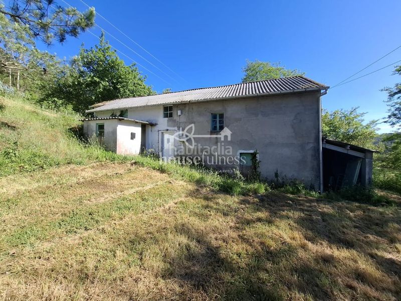 Foto 3eac93ce-5be1-4b56-a83a-f77c9aab110a. Casa amb aparcament a Moeche