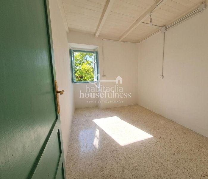 Foto fd9e9588-2e89-41c9-ab56-346cfb0c2426. Casa amb aparcament a Moeche
