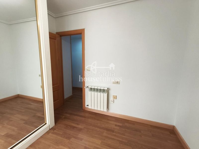 Foto 6fd0a641-4c06-49fd-98f9-c5bf3cc9ae09. Piso en Porta Nova Ferrol